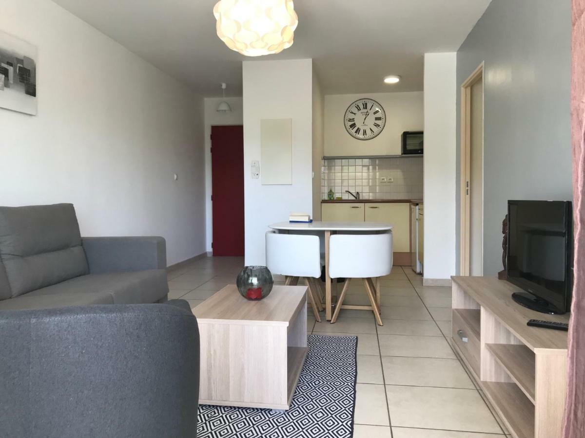 Meublé Homard avec jacuzzi et vue mer Saint-Gilles-les-Bains Exterior foto