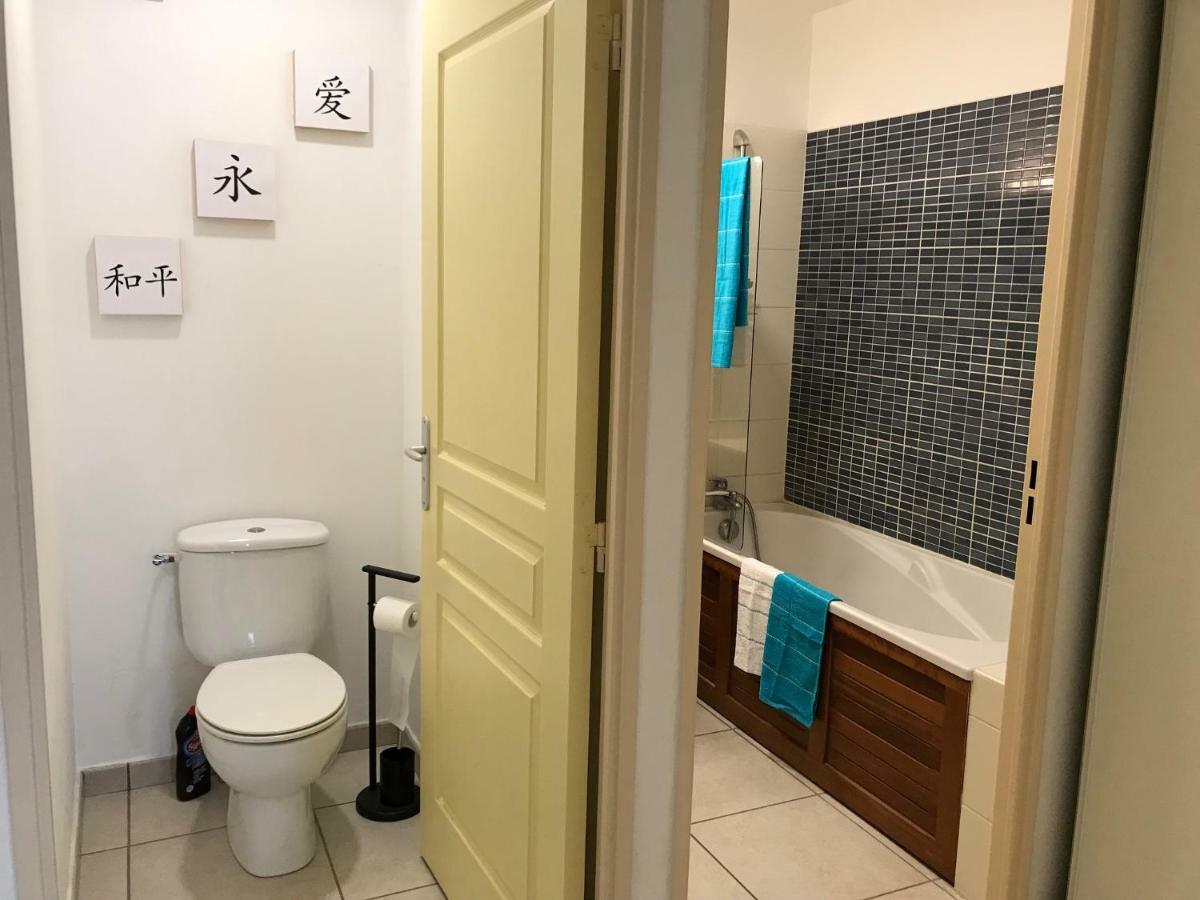 Meublé Homard avec jacuzzi et vue mer Saint-Gilles-les-Bains Exterior foto